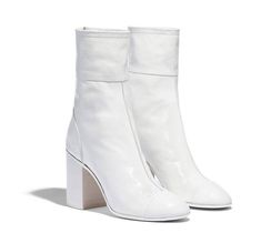 White Short Boots, Chanel Boots, Dr Shoes, High Heel Dress, Chanel Cruise, Boating Outfit, White Boots, Kpop Fashion Outfits