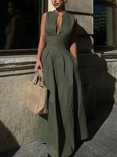 Loose Clothing, Sleeveless Outfit, Long Bodycon Dress, Sleeveless Dresses, Loose Outfit, Mode Inspo, Burj Khalifa, Sleeveless Maxi Dress, Mandarin Collar