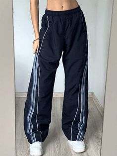 Low Rise Striped Wide-Leg Sweatpants Vintage Striped Piping Baggy Sweatpants - AnotherChill Street Preppy, Cuffs Design, Sweatpants Blue, Baggy Sweatpants, Y2k Punk, Vintage Preppy, Wide Leg Sweatpants, Contrast Piping, Rock Design