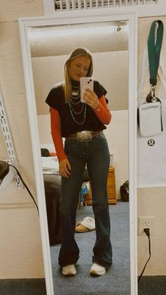 Hippie Western Outfits, Stockshow Outfits, Western Fall Outfits, Western Summer Outfits, Punchy Outfits, Nfr Outfits, Country Fits, Western Fits, Sweater Vest Outfit