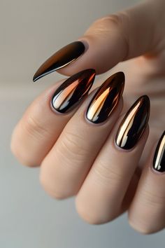 Descubra dicas para criar unhas bonitas com fibra de vidro. Aprenda técnicas profissionais para obter resultados duradouros e elegantes Nail Inspo Latina, Nails Ombre Chrome, Chrome Nails Ombre, Nail Ideas Fun, Spring Chrome Nails, Baddie Nails Instagram, Summer Nails Chrome, Nail Inspo Minimalist, Nail Inspo Chrome