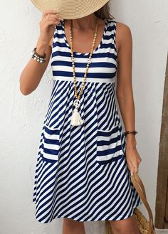 Sleeveless Geometric Pattern Summer Dresses, Sleeveless Summer Dress With Geometric Pattern, Simple Sleeveless Dress, Striped Shift Dress, Striped Sleeveless Dress, Dresses Elegant, Short Dresses Casual, Look Chic, Coat Dress