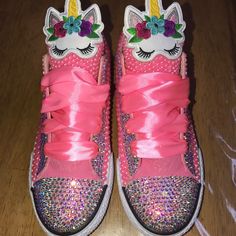 Custom Bubble Gum Pink Pearls With Ab Rhinestones On This Cute Unicorn Shoe. Perfect For A Little Girl Who Loves Bling No Strips All By Hand One By One Unicorn Shoes, Custom Converse, Pink Pearls, Bubble Gum Pink, Children Room, Cute Unicorn, Shoes Color, Pink Pearl, Bubblegum Pink