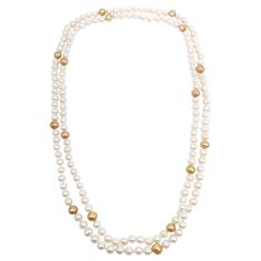 Vintage pearl necklace, featuring a single, 56 inch strand of white and peach pearls. An exquisite accessory! Pearl Jewellry, Pearl Necklace Long, Vintage Pearl Necklace, Pearl Necklace Vintage, Long Rope, Long Pearl Necklaces, White Pearl Necklace, Vintage Pearl, Necklace Long