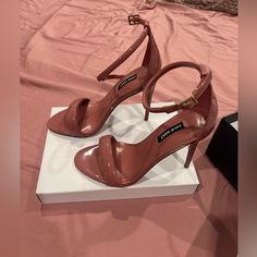 New With Tags Nine West Heels Dark Pink Dark Pink Heels, Nine West Heels, Trending Fashion, Pink Heels, Nine West Shoes, Dark Pink, Nine West, Shoes Women Heels, Fashion Shoes