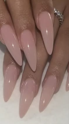 Long Almond Nails Designs Summer 2024, Long Almond Nails Summer, Nude Pointy Nails, Classy Acrylic Nails Almond, Nail Inspo Long Almond, Pointed Almond Nails, Cute Stiletto Nails Designs, Stiletto Almond Nails