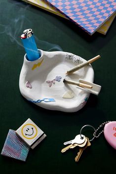 Charmed Multi-Functional Ashtray | Urban Outfitters 8 Ball Ashtray, Cool Ashtray Ideas, Clay Made Things, Crafts To Do With Friends Adults, Cute Ashtray Ideas, Clay Ideas Functional, Air Clay Tray, Crafts To Do In Bed, Homemade Friend Gifts