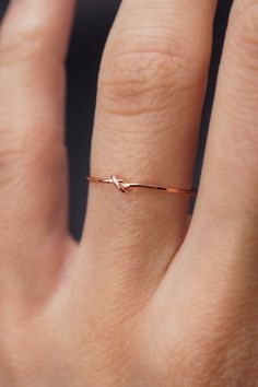 Closed Knot Ring, 14K Rose Gold Fill Simple Gold Rings Design, Tiny Rings Dainty Jewelry, Simple Ring Ideas, Cool Rings Women, Simple Unique Rings, Engagement Rings For Women In Gold, Small Gold Rings, Rose Gold Rings Simple Unique, Small Rings Simple