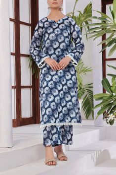 DESCRIPTION: TWO PIECE DIGITAL PRINTED UNSTITCHED LAWN SHIRT AND TROUSER. 5 Mtr Digital Printed Lawn Fabric For Shirt & Trouser. NOTE: Due to use of heavy flashlights while photo shoot, actual color of dress will vary 10-15% "TO PLACE ORDER ON WHATS'APP " "CLICK HERE" Shirt And Trouser, Shirt Trouser, Chiffon Collection, Kurti Collection, Lawn Shirts, Lawn Fabric, Wool Winter, Korean Dress, Luxury Silk