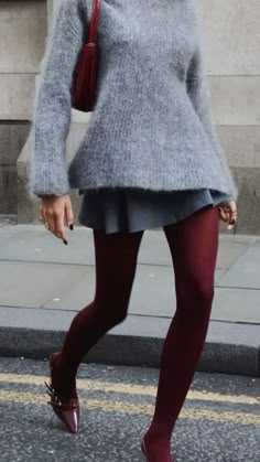 Burgundy Outfit Aesthetic, Birthday Outfit Ideas Winter, Birthday Fits Winter, Burgundy Cardigan Outfit, Grown Woman Outfits, France Fits, Vintage Chic Fashion, Burgundy Tights, Mode Editorials