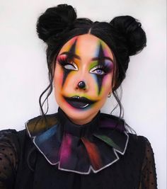 Rainbow Clown Makeup, Rainbow Eyeliner, Rainbow Clown, Clown Aesthetic, Cute Clown Makeup, Makeup Clown