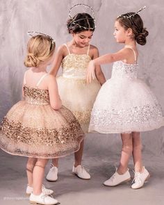 Flower Girl Dresses: 39 Looks For Girls + FAQs ❤ flower girl dresses vintage sequins dolorispetunia #weddingforward #wedding #bride #flowergirldresses #vintageflowergirldresses Vintage Flower Girl Dresses, Vintage Flower Girl, Vintage Flower Girls, Flower Girl Dresses Vintage, Cheap Flower Girl Dresses, Girl Dress Pattern, Wedding Dress Guide