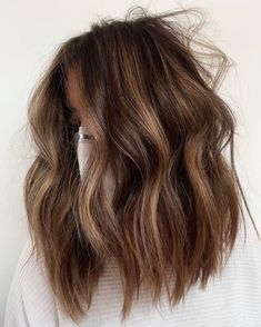 Messy Brown Hair with Partial Balayage Balayage Styles, Partial Balayage, Hair Adviser, Balayage Hair Dark, Short Hair Balayage