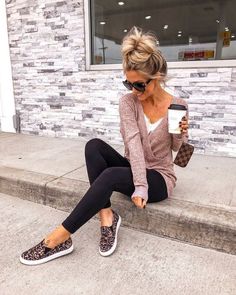 Shoes Stitch, Wrap Front Sweater, Cute Fall Outfits, 2019 Fashion, Inspiration Mode, Mom Outfits