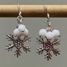 New, Never Worn - Snowflake Snowball Custom Handmade Beaded Dangle Earrings Silver Tone Snowflakes These Were Hand Made. **All Jewelry 3 Of $35 + Free Shipping- Just Bundle 3 Or More Jewelry Items And Accept My Offer. Style Keywords: Boho Retro Work Career Casual Girly Dressy Gift Birthday Holiday Christmas Trendy Chic Contemporary Stylish Glittering Sparkler Statement Dazzler Accessories Wedding Blog Beauty Beautiful Selfie Favorite Festival Blogger Fashionblogger Skincare Beautyblog Jewelryfas Holiday Earrings Diy, Holiday Beaded Jewelry, Holiday Jewelry Ideas, Coachella Concert, Style Keywords, Tous Jewelry, Hippie Party, Sparkle Gift, Holiday Beading