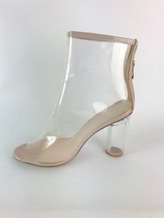 back zipper c thru 4 inch lucite heel sole measurements: 9 1/4 inches long 3 1/4 inches wide a head turner! Slouchy Ankle Boots, Womens Booties, Lucite Heels, Booties Ankle Boots, Mod Style, Vintage Cap, Style Boots, Mod Fashion, Lace Up Boots