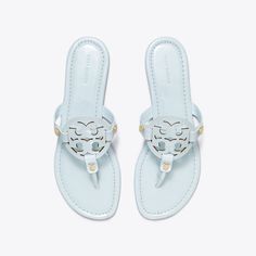 Preppy Sandals, Tory Burch Shoes Heels, Tory Burch Bubble Slides, Tory Burch Heel Sandals, Tory Burch Shoes Flats, Tory Burch Sandals White, Tory Burch Slides, Pretty Sandals, Tory Burch Sandals