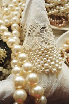 Lace Aesthetic, Pearl Aesthetic, Pearls And Lace, Lily Jewelry, Top Pearl, My Followers, String Of Pearls, Pearl Cream