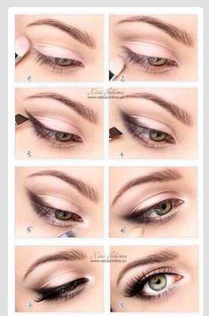 Eye shadow Eye Enlarging Makeup, Romantic Eye Makeup, Eyeliner Cat, Tutorial Eyeliner, Eyeliner Tips, Bentuk Alis, Eyeliner Color, Mekap Mata, Makeup Tip