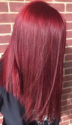 Red Bright Hair, Deep Auburn Hair Color, Women Haircut Ideas, Tuns Bob Lung, Deep Auburn Hair, Bright Red Hair Color, Deep Auburn, Neck Length Hair, Auburn Hair Color