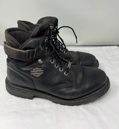 Leather Vintage Harley Davidson Lace up Combat Boots SIZE: Men 11 1/2 WIDTH: 4 1/2" LENGTH: 12 3/4" HEEL TO TOE                   HEIGHT: 7 1/2" HEEL: 1 1/2" MATERIAL: Leather  COLOR: Black NOTE: Shoes show light signs of wear on soles, heels and uppers consistent to pre-owned shoes. Brand: Harley Davidson Black Biker Waterproof Boots With Steel Toe, Black Biker Style Waterproof Boots With Steel Toe, Black Steel Toe Biker Boots, Black Steel Toe Boots For Motorcycling, Outdoor Biker Boots With Snip Toe, Black Biker Work Boots With Steel Toe, Black Biker Style Work Boots With Steel Toe, Biker Style Steel Toe Boots For Motorcycling, Black Biker Work Boots For Outdoor