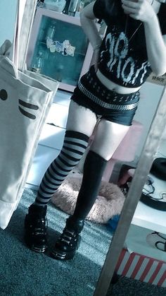 Alternative Outfits Masculine, 2010s Emo Fashion, Korn Outfit Ideas, Actual Emo Outfits, Goth Scene Outfits, 2000 Emo Outfits, Emo Outfit Ideas 2000s, 2010 Emo Fashion, Real Emo Outfits