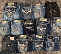 bedazzled rock revival jeans Bedazzled Flare Jeans, Bedazzled Jeans Outfits, Diy Bedazzled Jeans, Bedazzle Jeans, Bell Bottom Jeans Outfit Country, Rock Revival Jeans Outfit, Baddie Wishlist, Bedazzled Pants