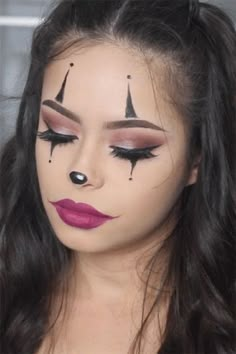 Easy Costume Makeup Ideas, Easy Diy Halloween Makeup, Easy Clown Makeup, Halloween Makeup Diy Easy, Hayley Bui, Girl Halloween Makeup, Cute Clown Makeup, Cat Halloween Makeup, Goth Eye Makeup