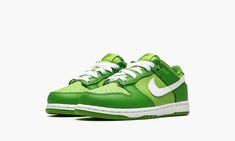 Dunk Low PS DH9756 301 Nike Dunk Low Chlorophyll, Green Bottom, Nike Kids, Un Logo, Dark Shades, Nike Dunk Low, Dunk Low, Nike Dunk, Nike Dunks