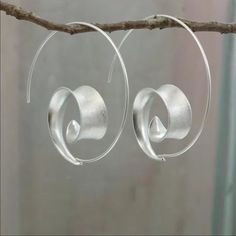 New Occasion: Anniversary, Engagement, Gift, Party, Wedding Buy Earrings, Spiral Earrings, Statement Drop Earrings, 가을 패션, Leaf Earrings, Silver Hoops, Hook Earrings, Silver Hoop Earrings, Pendant Earrings