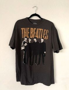 Dr Mundo, Beatles T Shirt, Beatles Shirt, Beatles Tshirt, Band Outfits, Shirt Aesthetic, Bruce Springsteen, Swaggy Outfits, Goth Outfits