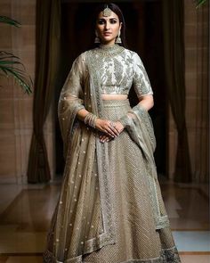 Gorgeous #Parineetichopra for her dearest #priyankachopra's wedding. Know all the unknown facts about #priyanka's dress here. Click on the Picture to see them. #parineetichopra #priyankachopraweddingpictures #nickyanka #weddingpictures #eventila #indianwedding #weddingtrends Latest Bridal Lehenga, Sabyasachi Lehenga, Bollywood Lehenga, Parineeti Chopra, Outfit Trends, Lehenga Designs