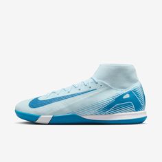 the nike zoom basketball shoe is shown in white and light blue, with an upper - cut