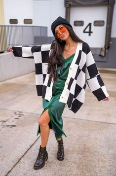 LALA ORIGINAL DESIGN: Love You Oversized Checkerboard Cardigan in Blac – Dressed In LALA Checkerboard Cardigan, Dressed In Lala, Fair Isles, Pastel Outfit, Looks Street Style, Looks Black, Festival Looks, Looks Chic, Edgy Outfits