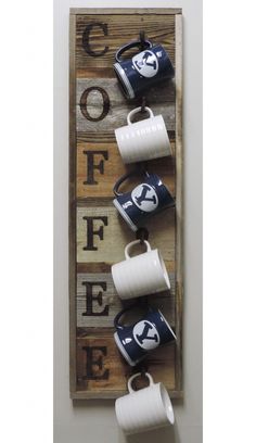 Rustic Coffee Mug Rack (6 mug - vertical) - RiverCraft Woodworking Office Coffee Bar, Coffee Mug Rack, Coffee Cup Rack, Cup Display, Diy Coffee Station, Coffee Station Kitchen, Kitchen Bar Table, Coffee Mug Holder, Coffee Cup Holder