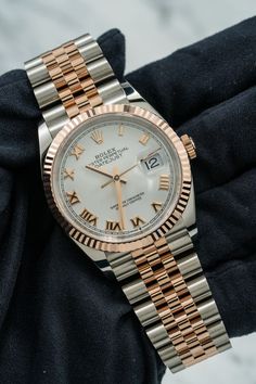 Rolex Watches Women, Rolex Date, Expensive Jewelry Luxury, Expensive Watches, Expensive Jewelry, Rose Gold Watch, Premium Brands, Bespoke Design, Most Expensive