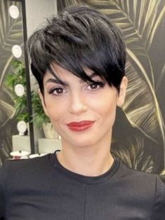 Updo On Short Hair, Short Hair Wedding Hair, Hair Pixie Short, Hair Mother Of The Bride, Pixie Short Hair, Short Hair Wedding, Textured Updo, Short Hair Pixie, Graduated Bob Haircuts