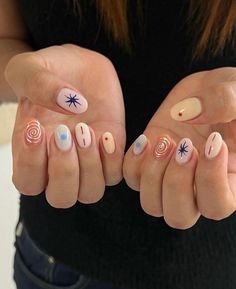 Patterned Gel Nails, Gel Nail Designs Easy Simple, Nail Polish Patterns, Nail Ideas Manicures, Pastel Star Nails, Nails Inspiration For Short Nails, Cool Funky Nails, Waitress Nails, Natural Short Nail Ideas