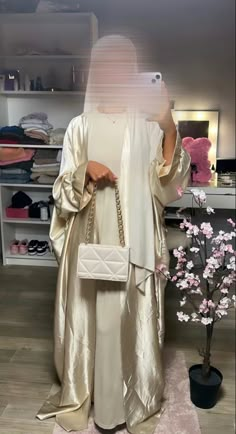 Eid Outfits Abaya, Eid Outfits For Teens, Eid Outfits Ideas, Beautiful Abayas, Latest Abaya, Eid Outfit Ideas, Fashion Brand Company