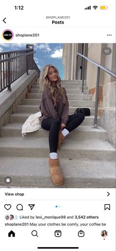 Outfit With Uggs, Comfy Outfits Winter, Football Game Outfit, Cute Comfy Outfits, Gaming Clothes, How To Pose, Cute Simple Outfits, Outfit Inspo Fall