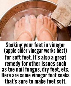 Vinegar Foot Soak, Diy Pedicure Soak, Apple Cider Vinegar Foot Soak, Pedicure Soak, Diy Pedicure, Foot Soak, Health Dinner, Diy Beauty Hacks