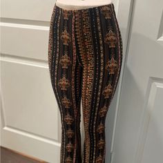 I Have Sizes S,M, L And The L Can Be Used As A Xl Because These Stretch And Fit Me Well As I Am Size Xl. Very Comfortable And Cute Leggings Never Worn And Brand New Bellbottom Leggings, Bell Bottom Yoga Pants, Bell Bottom Leggings, Boho Leggings, Flared Leggings, Dance Pants, Cute Leggings, Red Jumpsuit, White Halter Maxi Dress