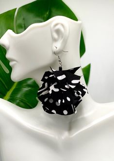 "Black & White Skirted Fabric earrings Your new earrings measure 3\" long and will come with a pair of rubber backs for extra security. All ear wires and clips are hypoallergenic and are lead or nickel free. Due to pattern placement and design of the fabric, no 2 pairs are exactly alike." Fabric Earrings Handmade, Cardboard Decor, Earrings Fabric, Textile Earrings, African Earrings, Mehndi Art Designs, Fabric Earrings, New Earrings, Modeling Tips