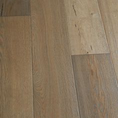 an image of wood flooring that looks like it has been cleaned and is ready to be used