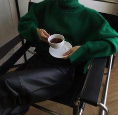 Emerald Green Outfit, Green Outfit, Aesthetic Vintage, Green Aesthetic, Cozy Knits, Work Casual