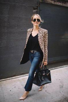 26 Ideas De Looks Con Animal Print Para Usar Este Otoño | Cut & Paste – Blog de Moda Fall Fashion Coats, Outwear Fashion, Animal Print Outfits, Leopard Jacket, Leopard Print Coat, Outwear Coat, Leopard Print Jacket, Print Coat, Print Jacket