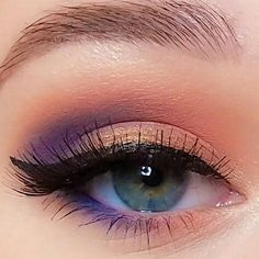 Peach Pallette, Make Up Yeux, Makeup Pallettes, Purple Eyeshadow, Fancy Makeup