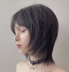 Short Wolfcut Hair, Short Japanese Haircut, Short Hair Japanese Style, Short Hair Inspo Layers, Japanese Haircut, Japanese Short Hair, Rocker Hair, Timeless Looks