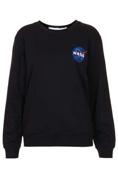 Cake Clothes, Cute Sweater Outfits, Nasa Shirt, Sweatshirts Pattern, Topshop Outfit, Cute Sweaters, Grunge Fashion, Fall Winter Outfits, Outfits For Teens