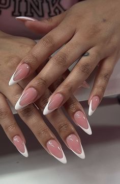 Sharp Nails French Tip, French Tip Acrylics Square, Almond French Tip Nails Short, Almond Nails Black Women, Medium Almond Nails, Trendy Almond Nails, Paznokcie Hello Kitty, Oval Nails Designs, Almond Gel Nails